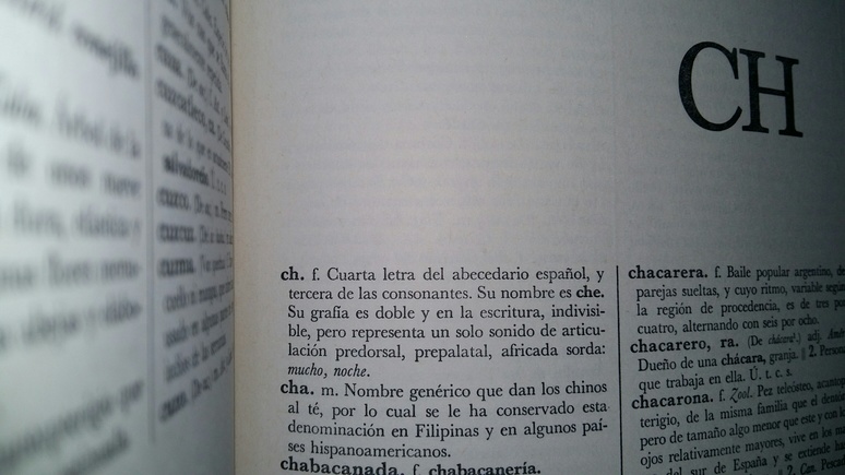 Foto de la entrada de la CH en la 20ª edición del Diccionario de la lengua española (1984)